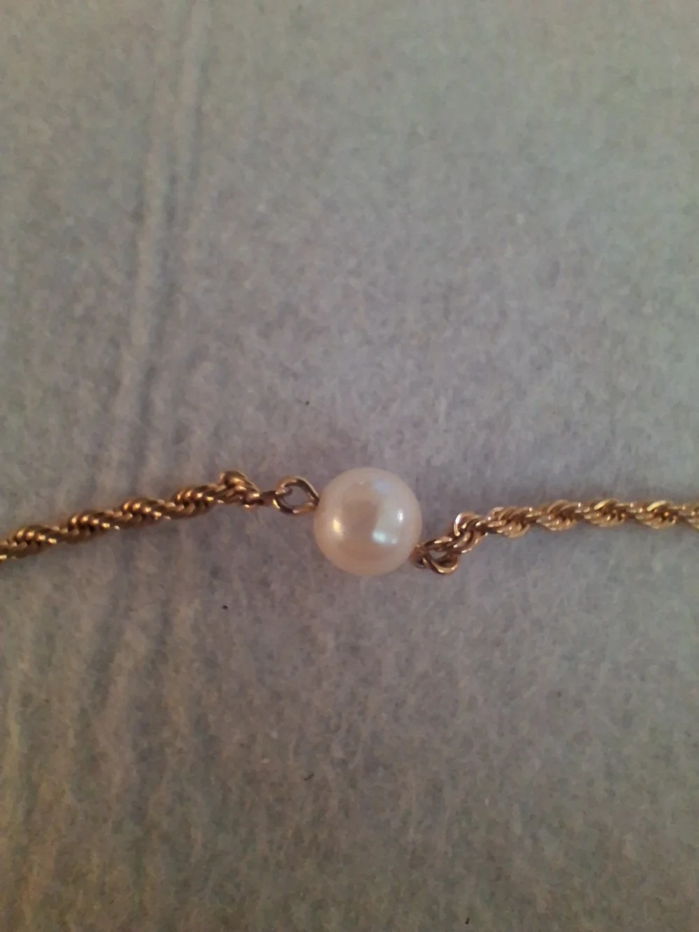 Vintage Gold Tone Pearl 14 1/2" Long Rope Necklace - Women Jewelry - Picture 4 of 4